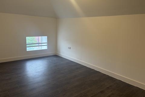 3 bedroom apartment to rent, Railway Road, Leigh, WN7