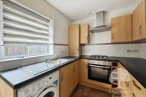1 bedroom maisonette to rent, Stafford Avenue, Slough SL2