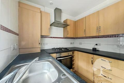 1 bedroom maisonette to rent, Stafford Avenue, Slough SL2