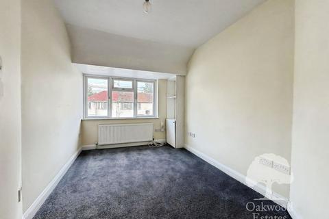 1 bedroom maisonette to rent, Stafford Avenue, Slough SL2