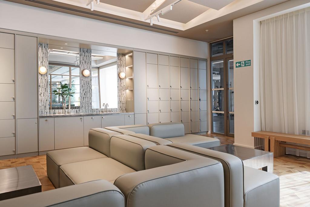 Apartment in Walthamstow - More