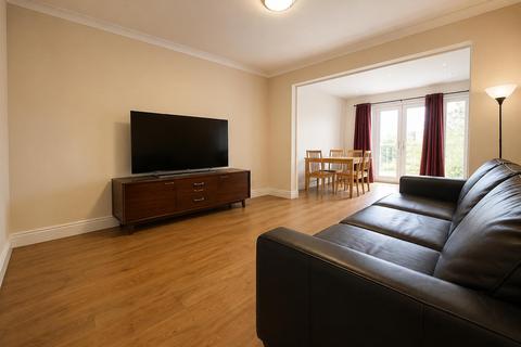 4 bedroom semi-detached house for sale, Tanfield Avenue, Neasden, London