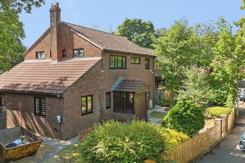 4 bedroom detached house for sale, Alderbrook, Cyncoed, Cardiff
