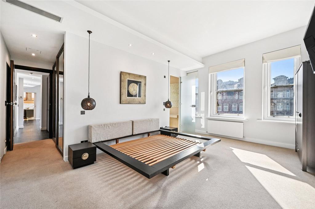 Apartment in London - View 3