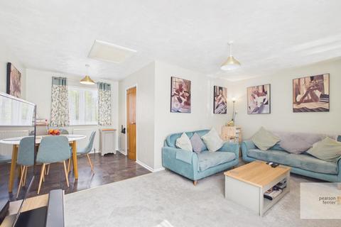 2 bedroom terraced house for sale, Beech Street, Bury BL9
