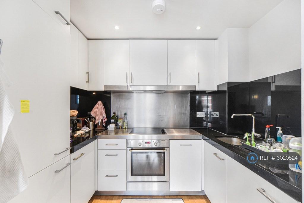 Apartment in London - More