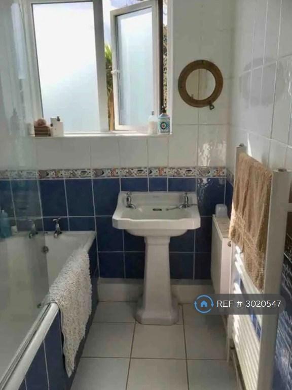 Apartment in Bournemouth - More