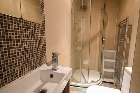 4 bedroom semi-detached house for sale, Wetheral Drive, Stanmore, HA7