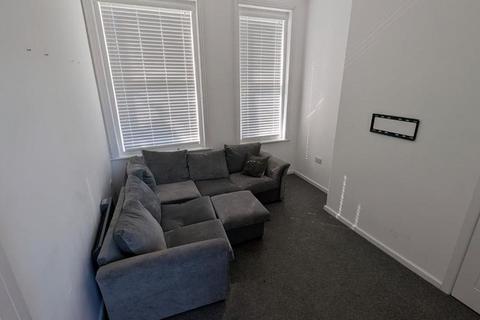 3 bedroom flat to rent, St. Lukes Terrace, Sunderland, SR4