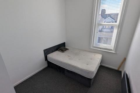 3 bedroom flat to rent, St. Lukes Terrace, Sunderland, SR4