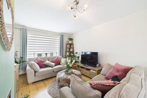 3 bedroom semi-detached house for sale, Trehearn Road, Droitwich, Worcestershire, WR9