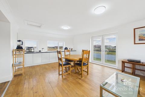 4 bedroom detached house for sale, The Promenade, Kinmel Bay LL18
