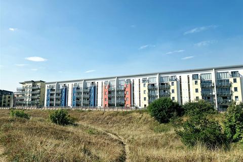 2 bedroom apartment for sale, Marina, Swansea