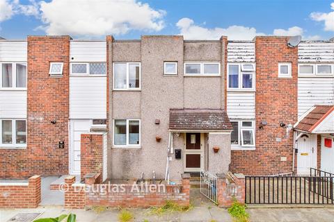 3 bedroom terraced house for sale, Covert Road, Ilford IG6