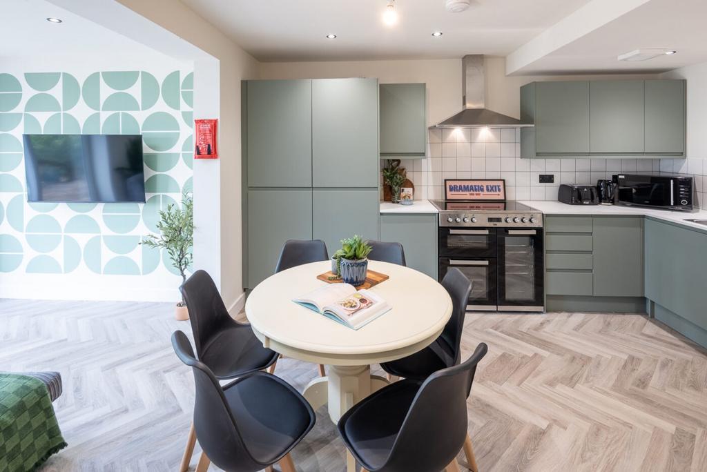House in Bath - View 4