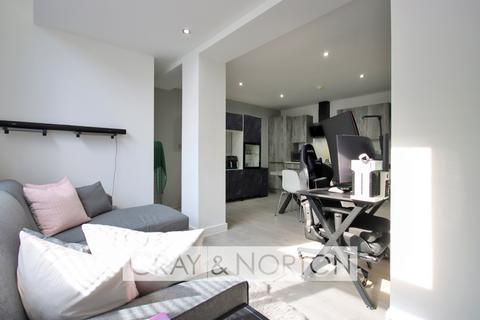 1 bedroom maisonette for sale, Sydenham Road, Croydon, CR0
