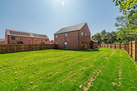 5 bedroom detached house for sale, Eastwood, Bradwell, Great Yarmouth
