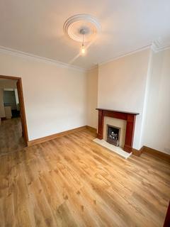 2 bedroom terraced house to rent, Slack Lane, Derby DE22