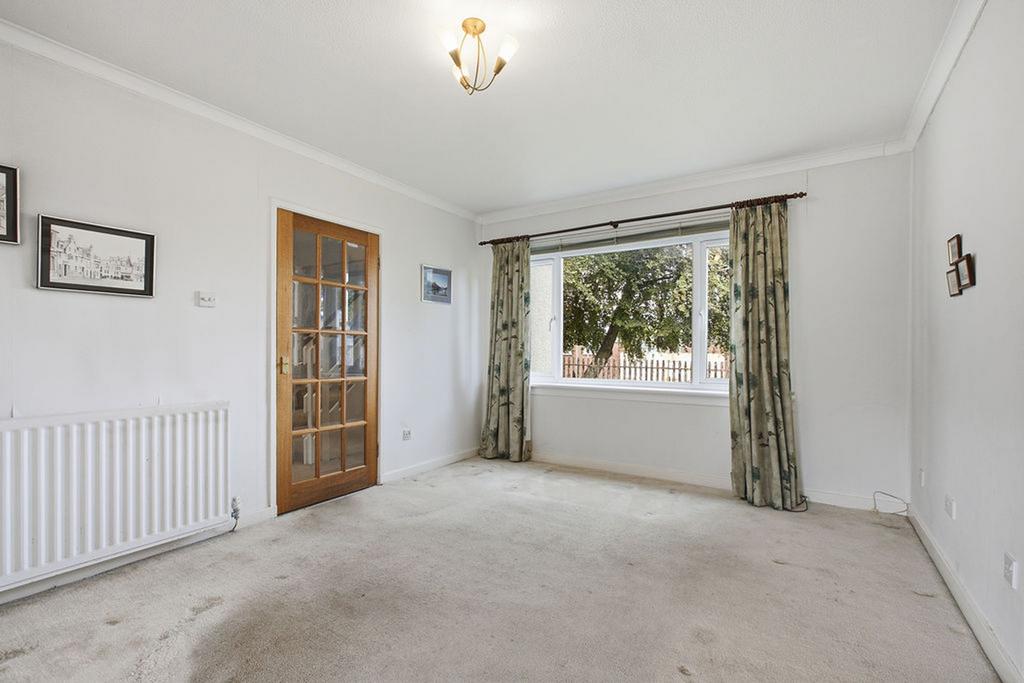 House in Johnstone - View 2