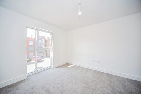 1 bedroom flat for sale, Meridian Way, Southampton, Hampshire, SO14