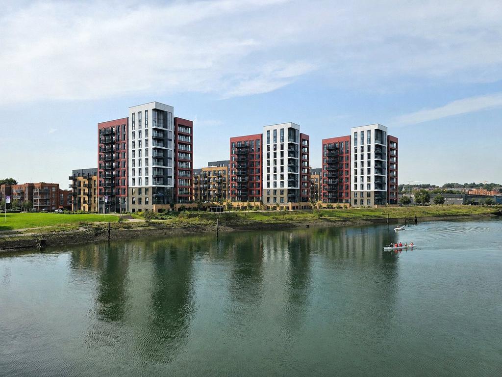 Apartment in Southampton - More