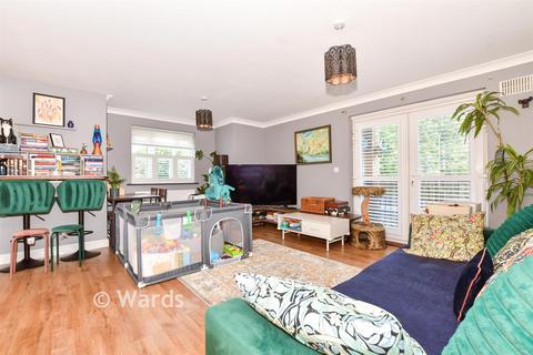 2 bedroom apartment for sale, Sherwood Avenue, Aylesford ME20