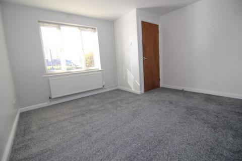 2 bedroom semi-detached house to rent, Hardybutts, Scholes