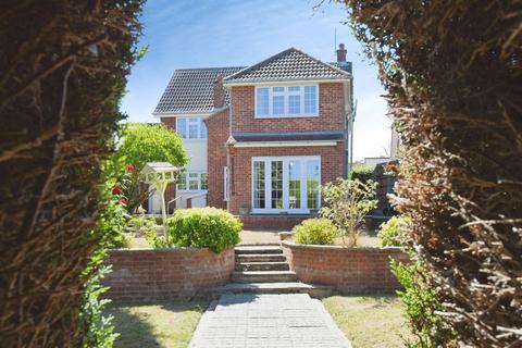 4 bedroom detached house for sale, The Gardens, BRENTWOOD, Essex, CM15