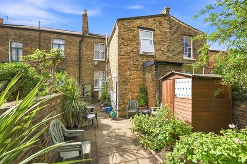 3 bedroom terraced house for sale, Stannard Road, Hackney