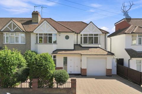 Englands Lane, Loughton, IG10