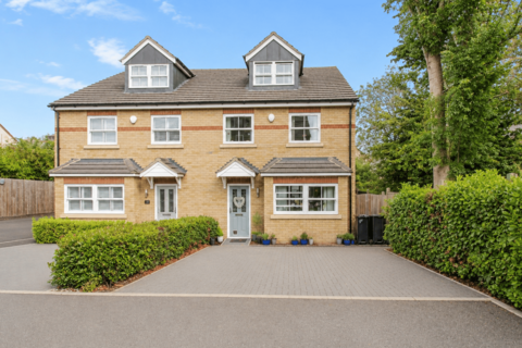 4 bedroom semi-detached house for sale, Hitchin Road, Fairfield, Hitchin, SG5