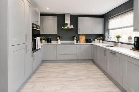 4 bedroom semi-detached house for sale, Hitchin Road, Fairfield, Hitchin, SG5