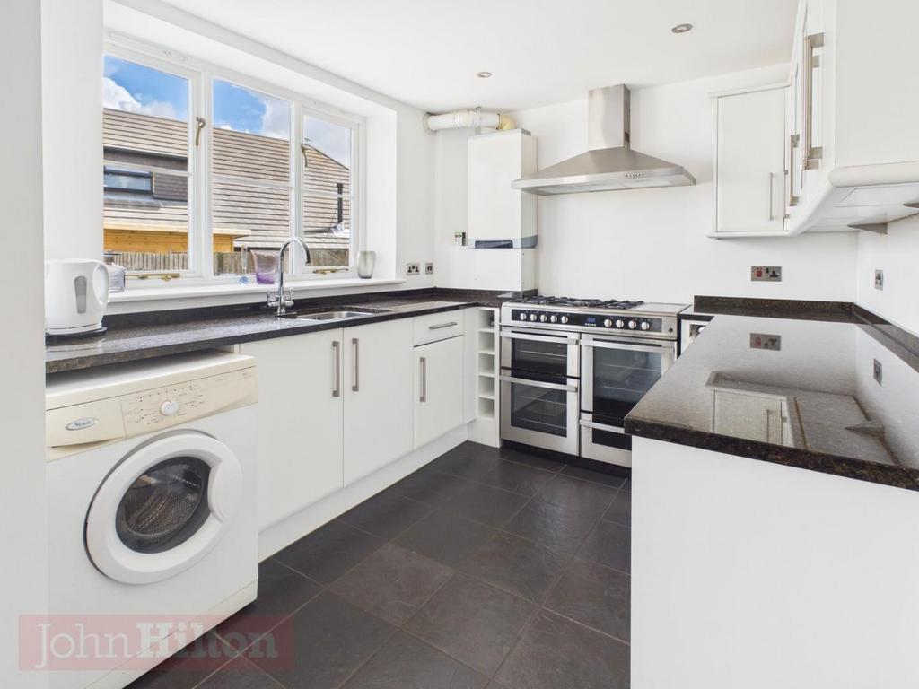 House in Brighton - View 5