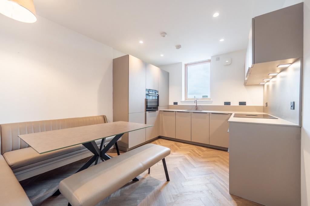 Apartment in Glasgow City - View 4