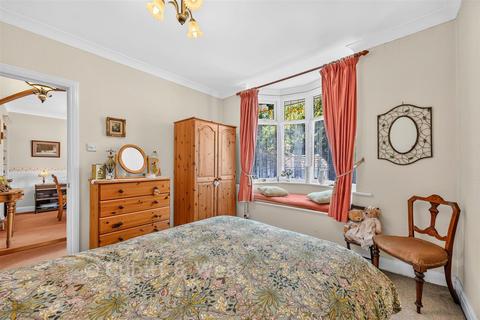 4 bedroom detached bungalow for sale, Westcroft Road, Carshalton, Surrey