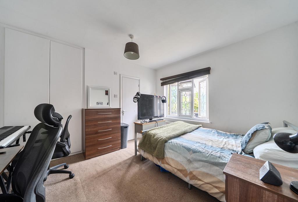 House in Mitcham - View 4