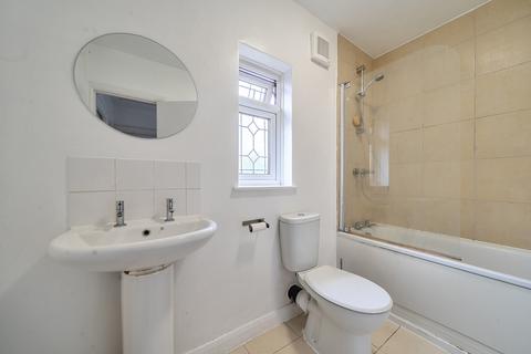 undefined, Mount Road, Mitcham CR4