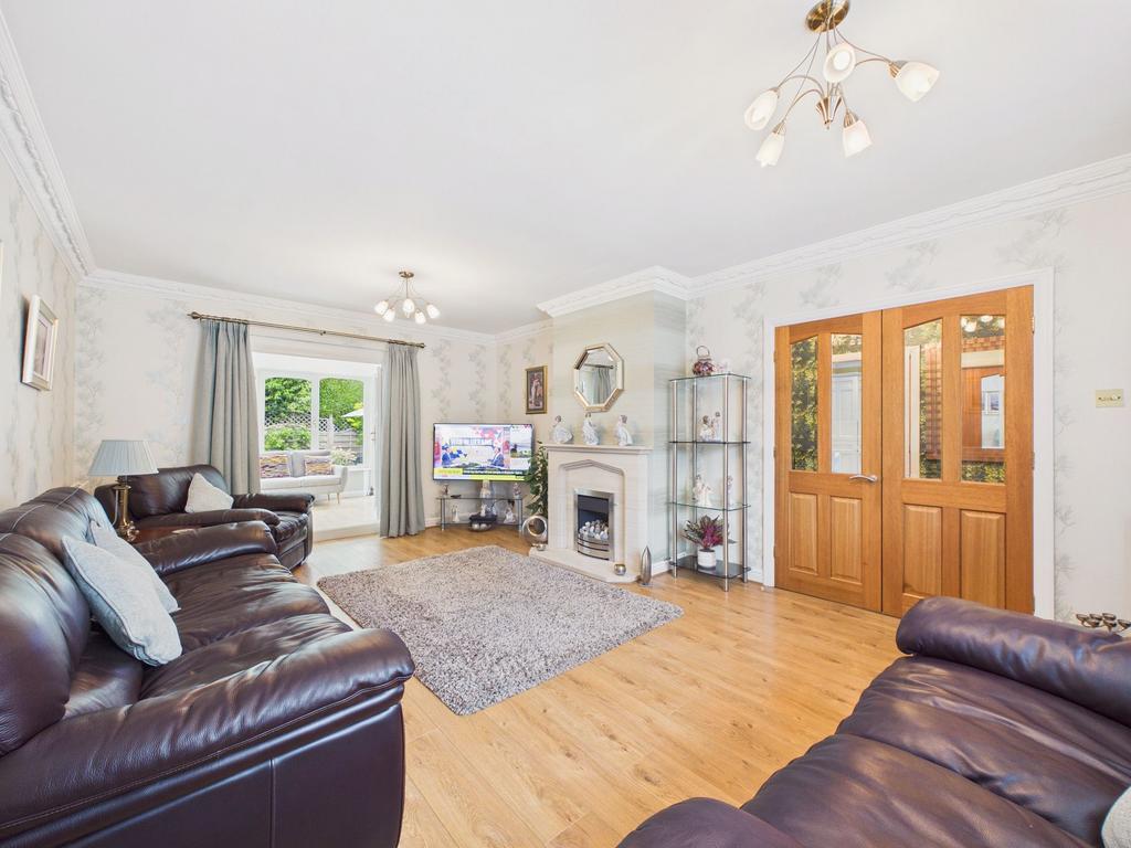 House in Newcastle Upon Tyne - View 3