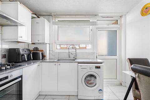 undefined, Ainsworth Close, London