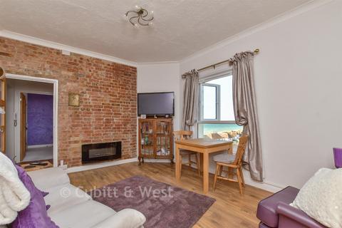 1 bedroom apartment for sale, Dolphin Lodge, Worthing BN11