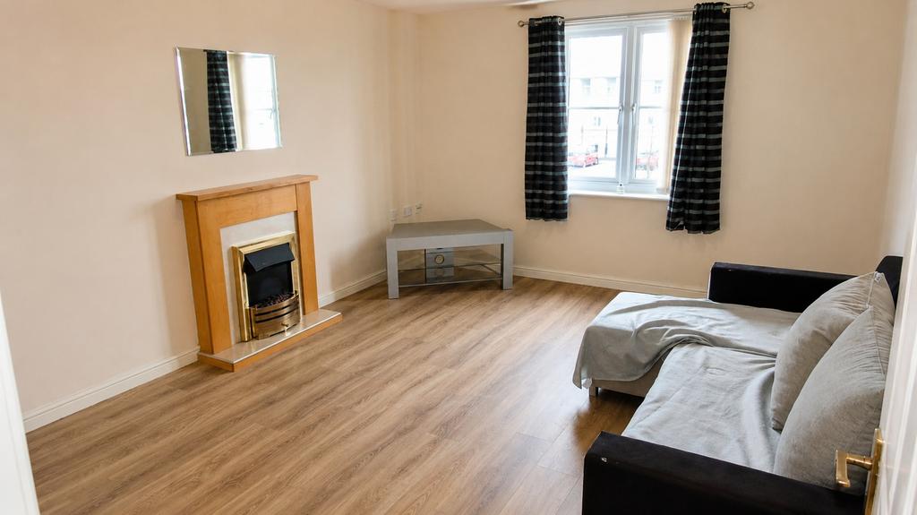 Apartment in Newcastle upon Tyne - View 2