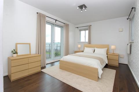 2 bedroom apartment for sale, Carmichael Close, Ruislip, HA4