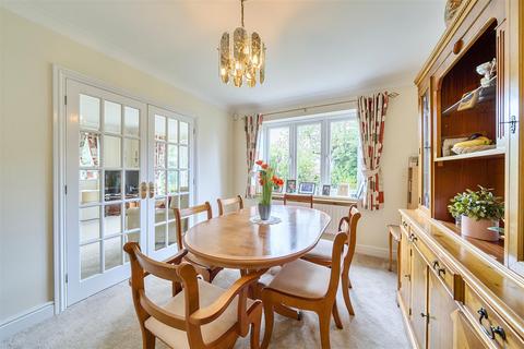 4 bedroom detached house for sale, Irwin Close, Ickenham, UB10