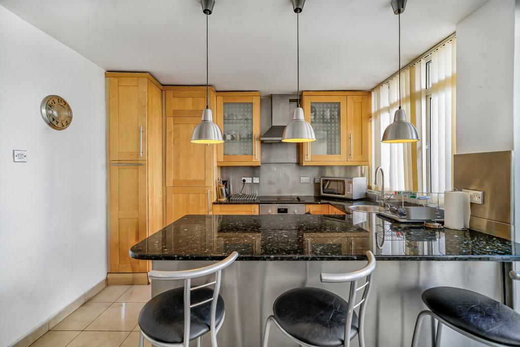 Apartment in London - View 4