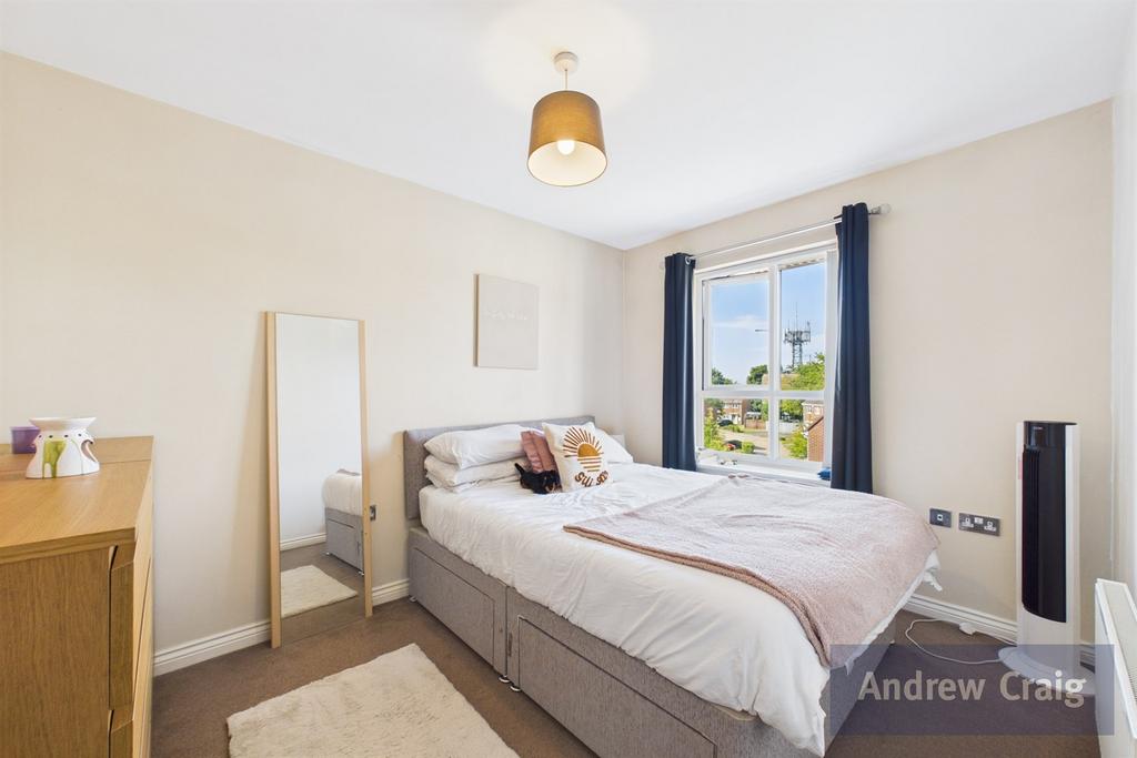 Apartment in Newcastle upon Tyne, Blakelaw, Kenton - View 4