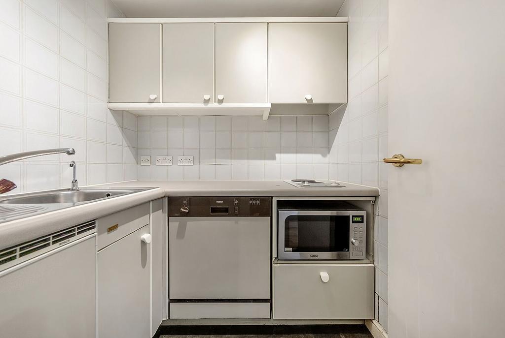Apartment in London - View 2