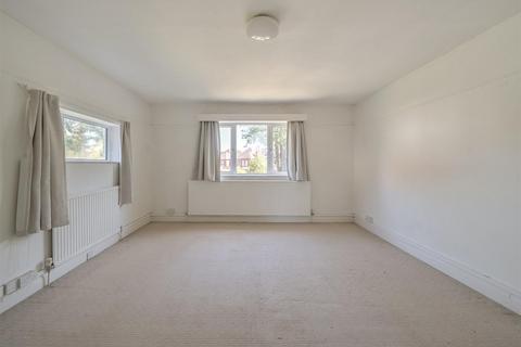 2 bedroom flat for sale, St. Gabriels Road, London, NW2