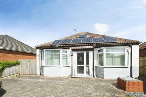 2 bedroom detached bungalow for sale, Main Road, Bilton HU11
