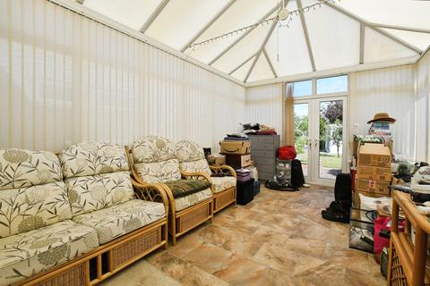 2 bedroom detached bungalow for sale, Main Road, Bilton HU11