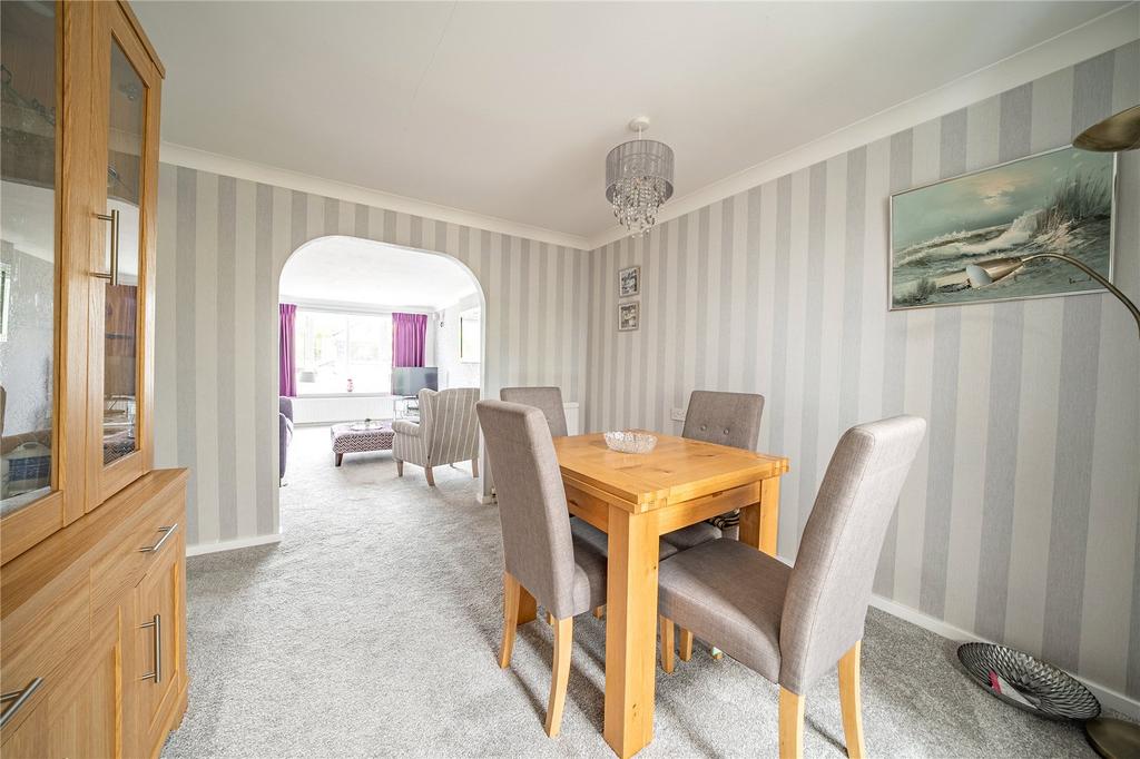 House in Leeds, West Yorkshire - View 3